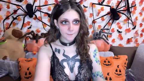 Kate online show from 10-13-25, 05:13