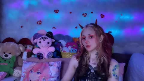 Kate online show from 04-15-26, 07:58