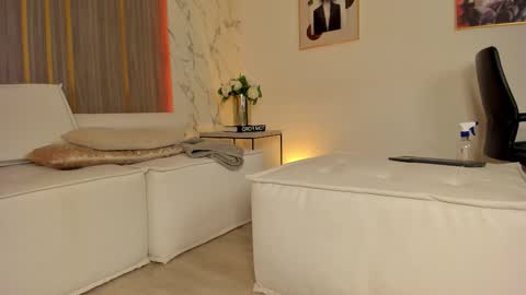 Abril online show from 03-10-26, 01:05