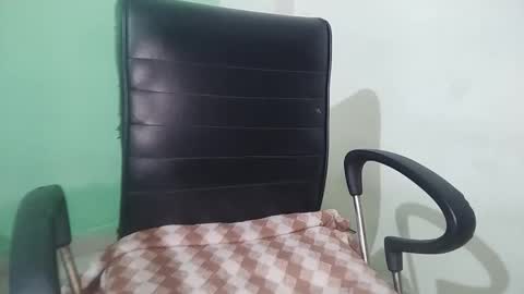 Snapshot of _dreamgirl_0 chatting on 02-21-26, 01:28 _dreamgirl_0 online show from 02-21-26, 01:28