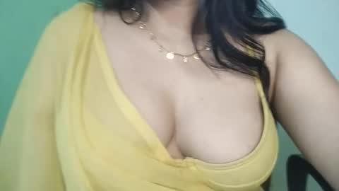 _dreamgirl_0 online show from 03-05-26, 10:28