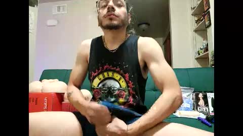 Snapshot of _drew__ chatting on 02-25-25, 12:14 _drew__ online show from 02-25-25, 12:14