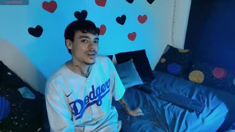 Snapshot of _dualseduction chatting on 02-24-26, 01:14 steve and geral online show from 02-24-26, 01:14