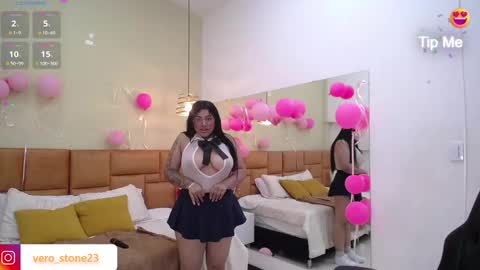 Snapshot of _dulcinea_1 chatting on 02-08-25, 12:39 Dulcinea online show from 02-08-25, 12:39
