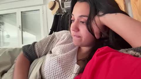  elena barra online show from 10-24-25, 08:55