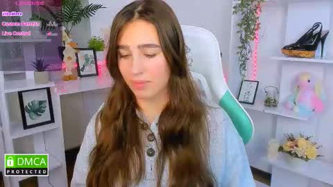 Lizzy  online show from 10-23-25, 09:57