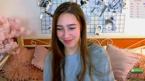 Snapshot of _eliizabeth__ chatting on 05-29-26, 10:08 Lizzy online show from 05-29-26, 10:08