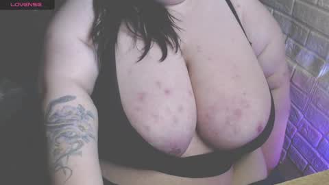 LIsa online show from 04-01-26, 04:46