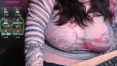 LIsa online show from 04-15-26, 05:58