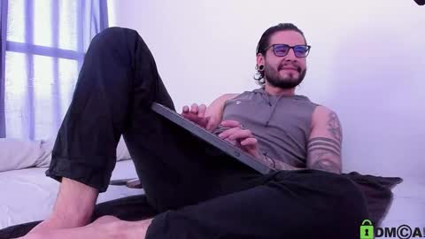  -         online show from 10-02-25, 09:11