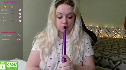 chloue and Gretta online show from 02-06-25, 09:00