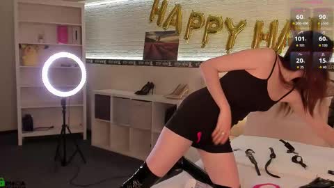 Snapshot of _emiliaa_ chatting on 10-30-25, 02:35 Milana online show from 10-30-25, 02:35