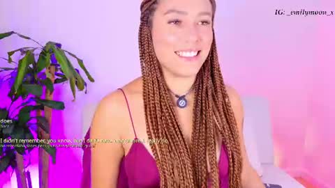 Snapshot of _emilymoon_x chatting on 07-16-26, 01:55 Emi online show from 07-16-26, 01:55