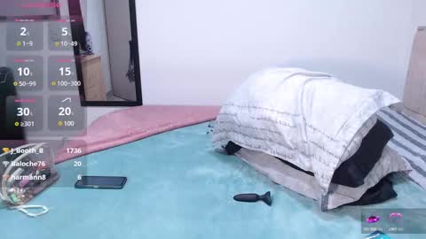  Erica Vanderhill  online show from 01-12-25, 05:24