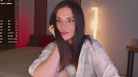 _esmeraldiyaa_ online show from 07-03-26, 08:59