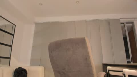 Snapshot of _evaa chatting on 06-05-26, 12:39 Eva online show from 06-05-26, 12:39