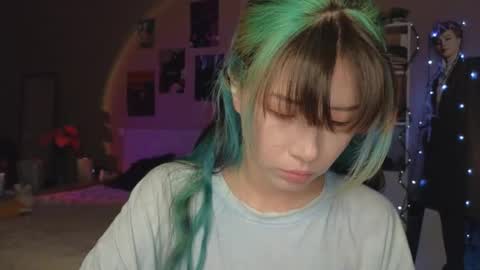 EveEva online show from 10-09-25, 01:03