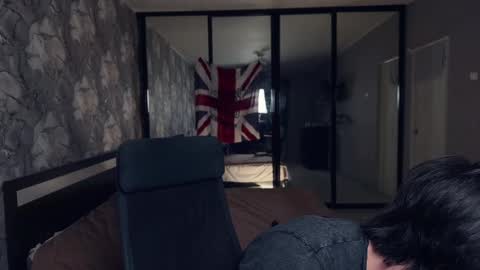 Keanu online show from 02-28-25, 05:26