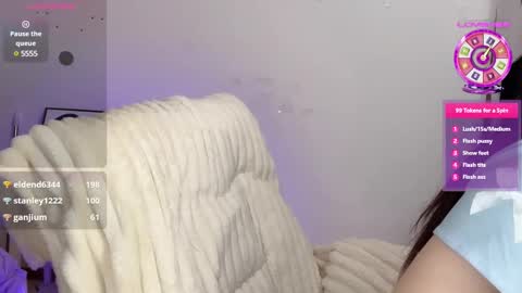 Snapshot of _flipped_ chatting on 02-24-25, 09:41 Flipped online show from 02-24-25, 09:41