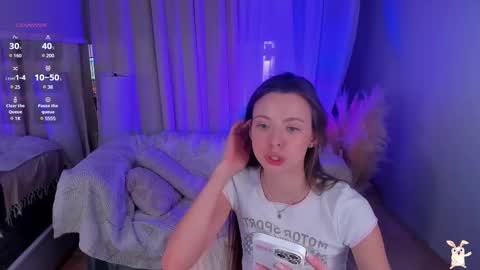 Snapshot of _fluffybunny_ chatting on 02-19-25, 06:21 Goldy Grace online show from 02-19-25, 06:21