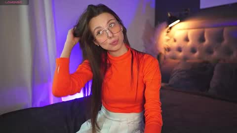 Snapshot of _fluffybunny_ chatting on 02-24-25, 11:43 Goldy Grace online show from 02-24-25, 11:43