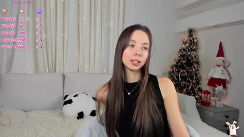 Snapshot of _fluffybunny_ chatting on 12-18-25, 12:00 Goldy Grace online show from 12-18-25, 12:00