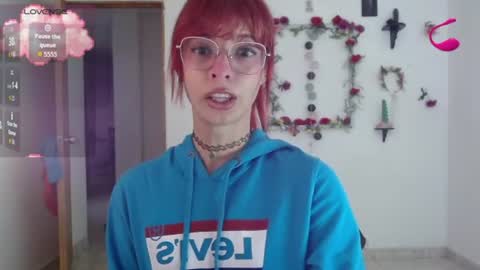 Snapshot of _galya_ chatting on 07-23-26, 12:14 Galya online show from 07-23-26, 12:14