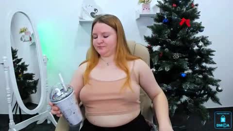 Snapshot of _ganett__ chatting on 12-19-24, 06:45 Ganet online show from 12-19-24, 06:45