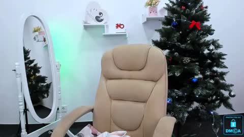 Snapshot of _ganett__ chatting on 12-20-24, 08:17 Ganet online show from 12-20-24, 08:17