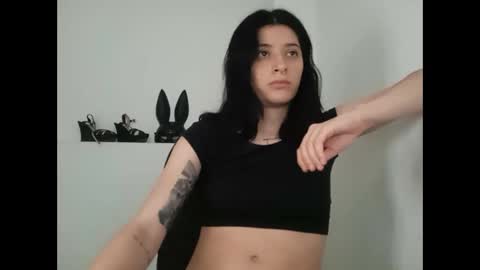 Mia-foster online show from 02-24-25, 03:23