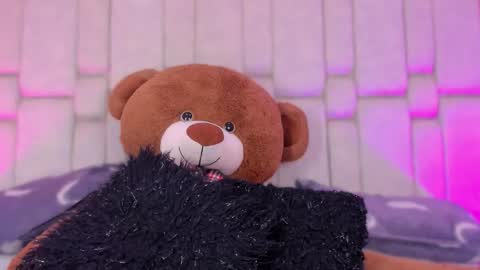 Gigi online show from 11-06-25, 11:44