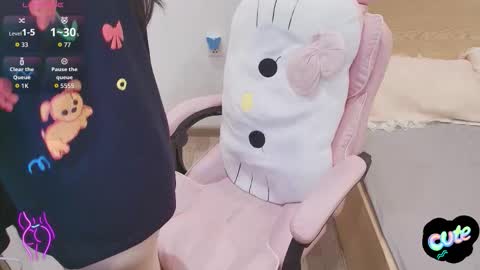 Anna online show from 11-20-25, 01:39