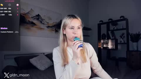 Rina online show from 03-07-25, 10:43