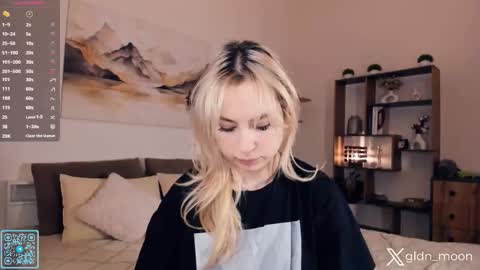 Rina online show from 11-26-25, 12:44