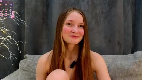 Milly online show from 02-19-25, 07:39