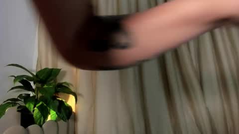 Hanna johnson online show from 09-14-25, 08:52