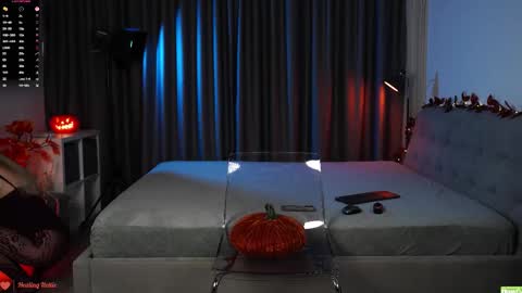 Snapshot of _healing_hottie_ chatting on 11-01-25, 05:04 Veronica online show from 11-01-25, 05:04