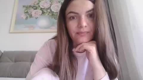 Snapshot of _hidden_frommymoom_ chatting on 04-28-26, 05:34 Criss4u online show from 04-28-26, 05:34