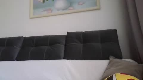 Snapshot of _hidden_frommymoom_ chatting on 05-04-26, 07:37 Criss4u online show from 05-04-26, 07:37