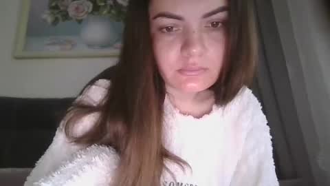 Snapshot of _hidden_frommymoom_ chatting on 05-13-26, 06:44 Criss4u online show from 05-13-26, 06:44