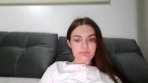 Snapshot of _hidden_frommymoom_ chatting on 05-30-26, 08:50 Criss4u online show from 05-30-26, 08:50