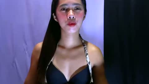 Snapshot of _hot_wife chatting on 12-01-25, 11:37 Lisa online show from 12-01-25, 11:37