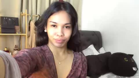 yanie online show from 05-18-26, 08:25