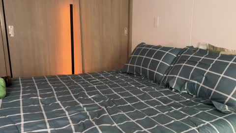 Irene    online show from 02-28-25, 01:47