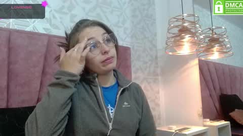 Isa online show from 02-22-25, 12:08