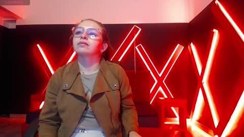 Isa online show from 11-18-25, 11:03