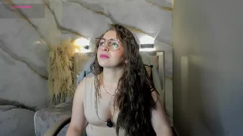 Snapshot of _isaabellaa chatting on 07-11-26, 12:30 Isa online show from 07-11-26, 12:30