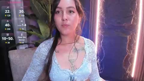 Snapshot of _ivone chatting on 05-20-26, 08:48 Annie online show from 05-20-26, 08:48