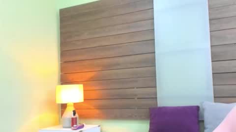 JADE  online show from 02-11-26, 01:38