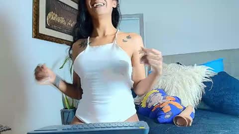 Snapshot of _jade_2 chatting on 11-02-25, 09:06 Jade online show from 11-02-25, 09:06